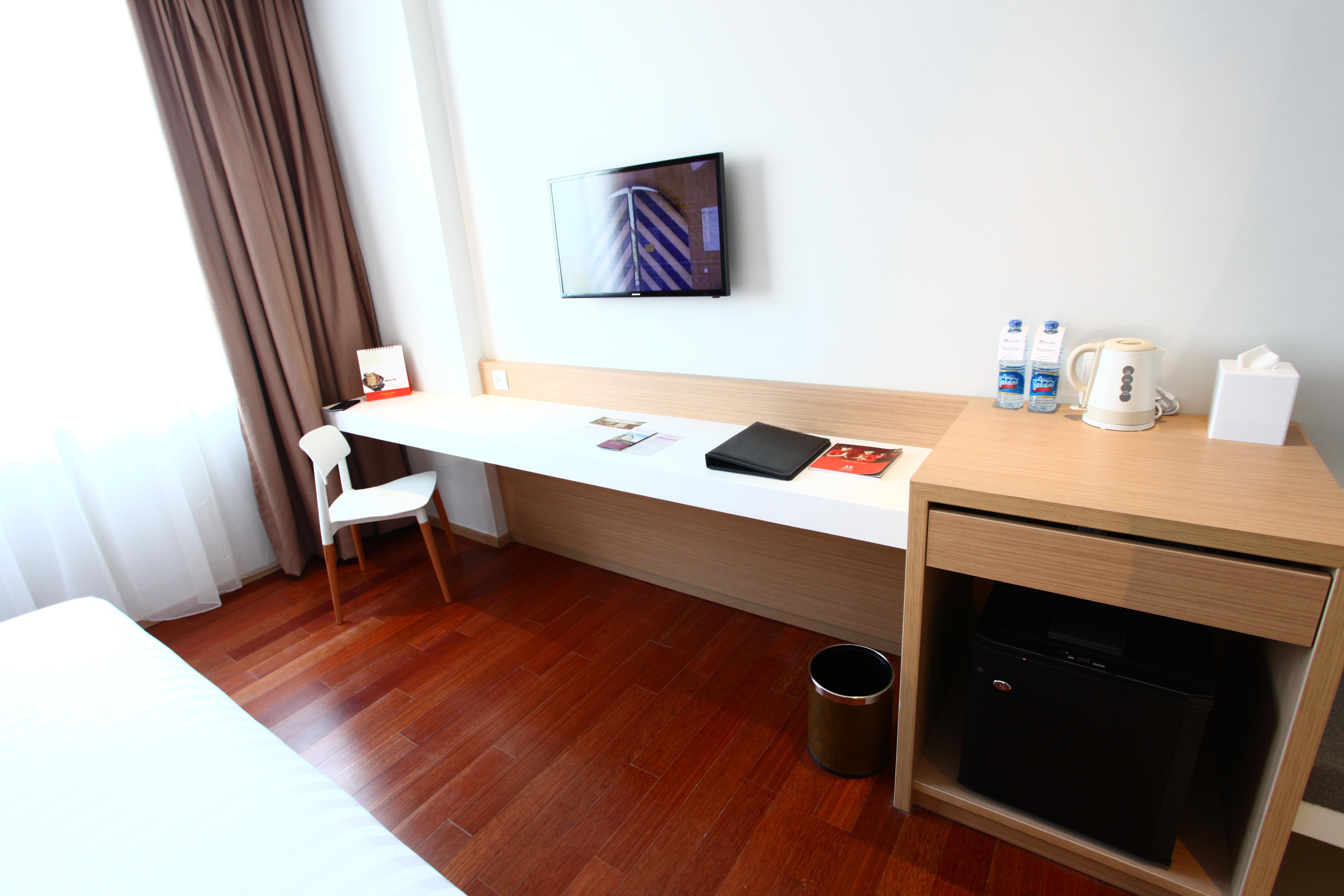 Hotel Swiss-belinn Airport Jakarta 3*