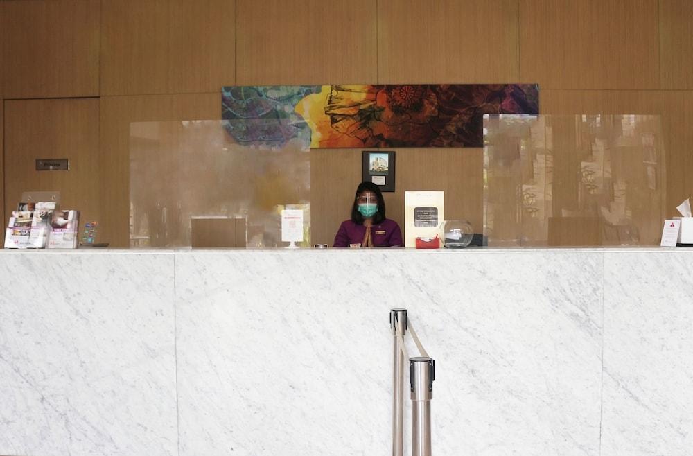 Swiss-belinn Airport Jakarta Hotel 3*